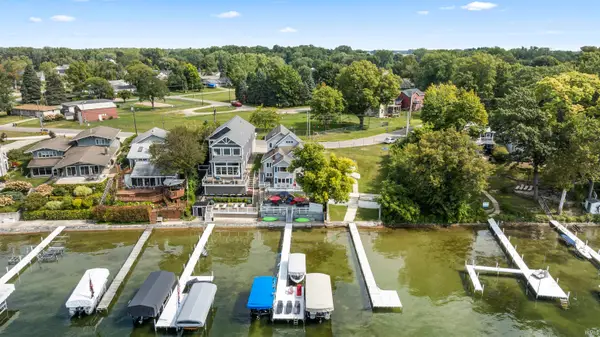 11247 N East Wawasee Drive, Syracuse, IN 46567