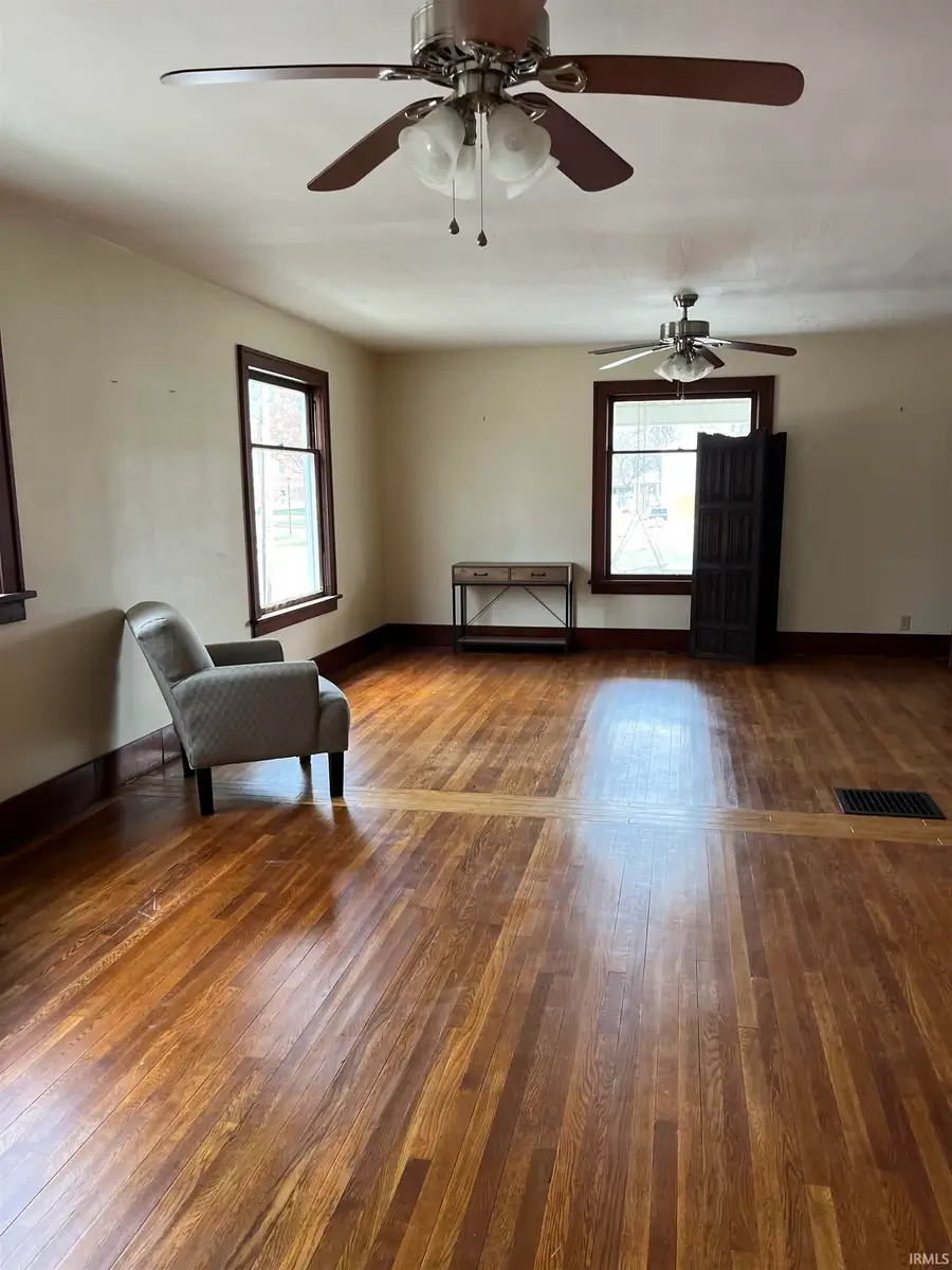 1010 N Wayne Street, North Manchester, IN 46962 - #3