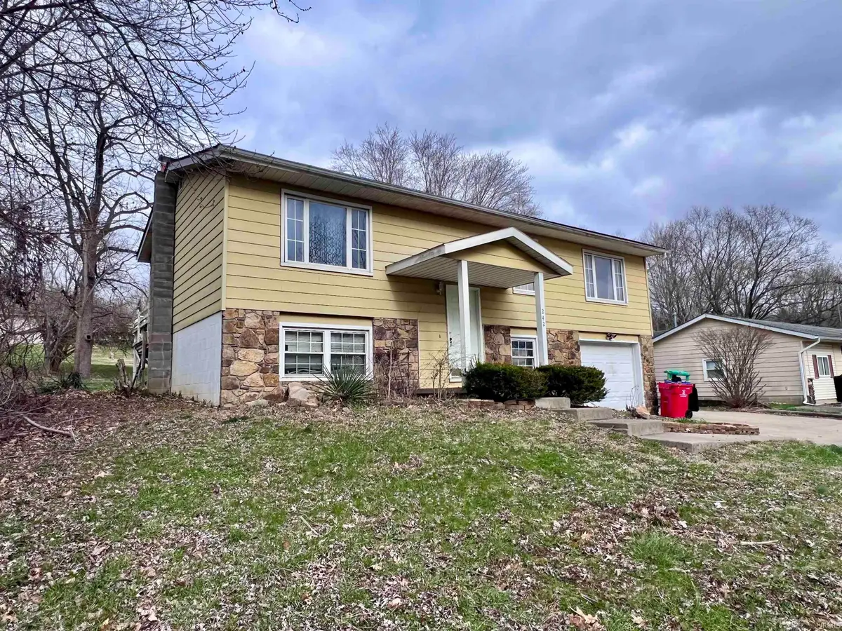 240 & 242 W Main Street, Ellettsville, IN 47429 - #1