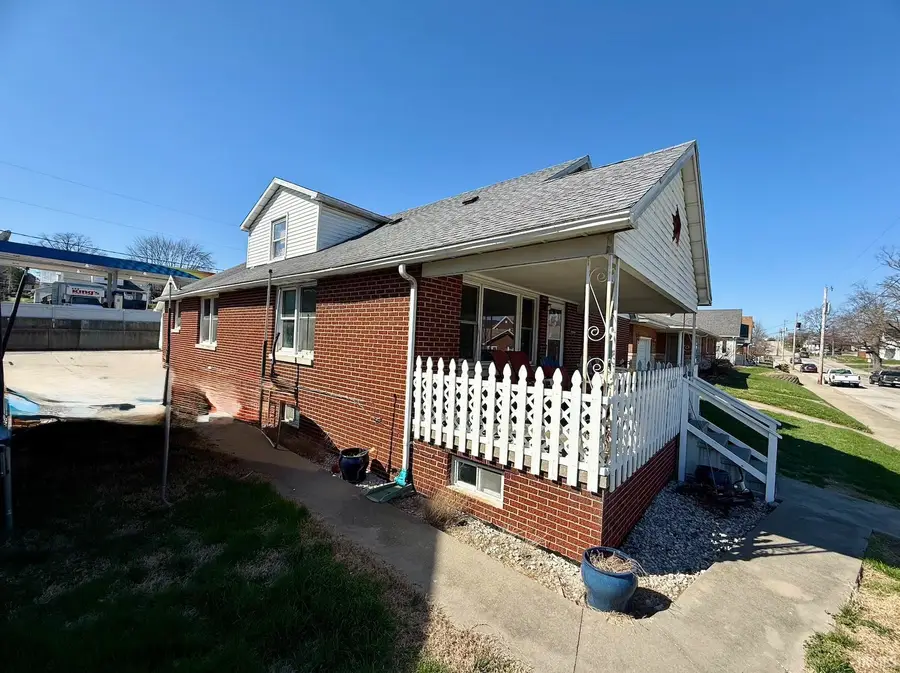 1411 Main Street, Jasper, IN 47546 - #3