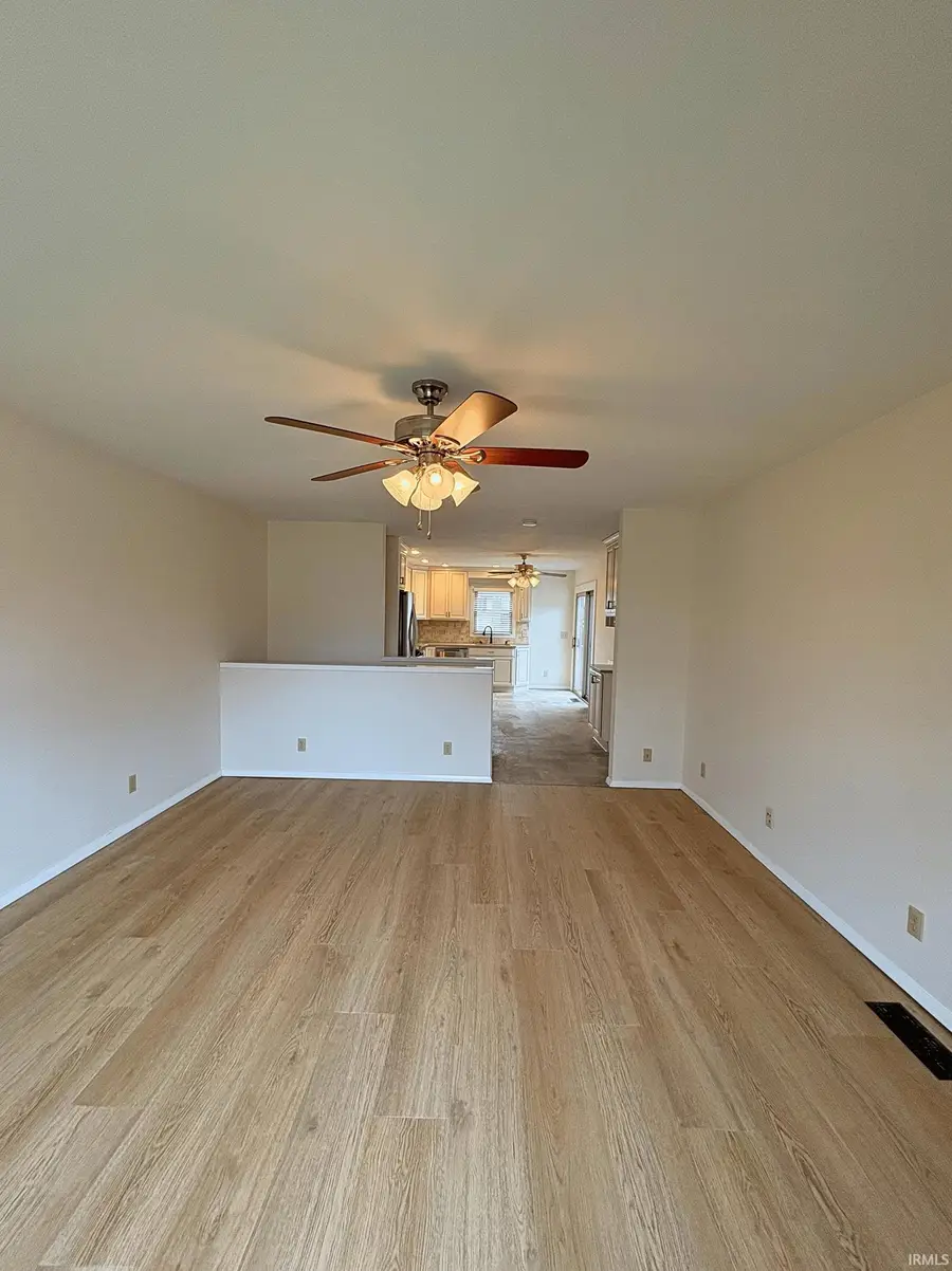 21 Yvonna Street, Leesburg, IN 46538 - #3