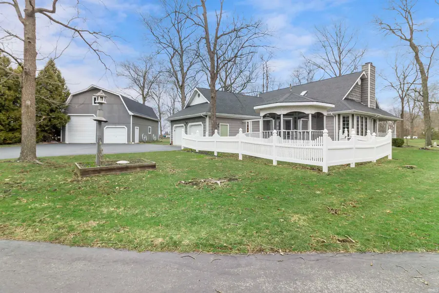 203 Westwood Drive, Hartford City, IN 47348 - #2