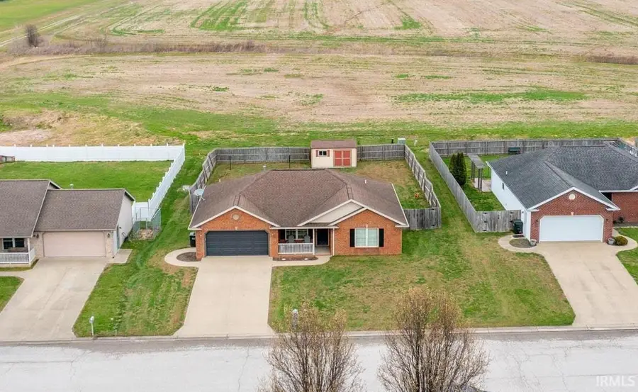 414 W 20th Street, Huntingburg, IN 47542 - #2