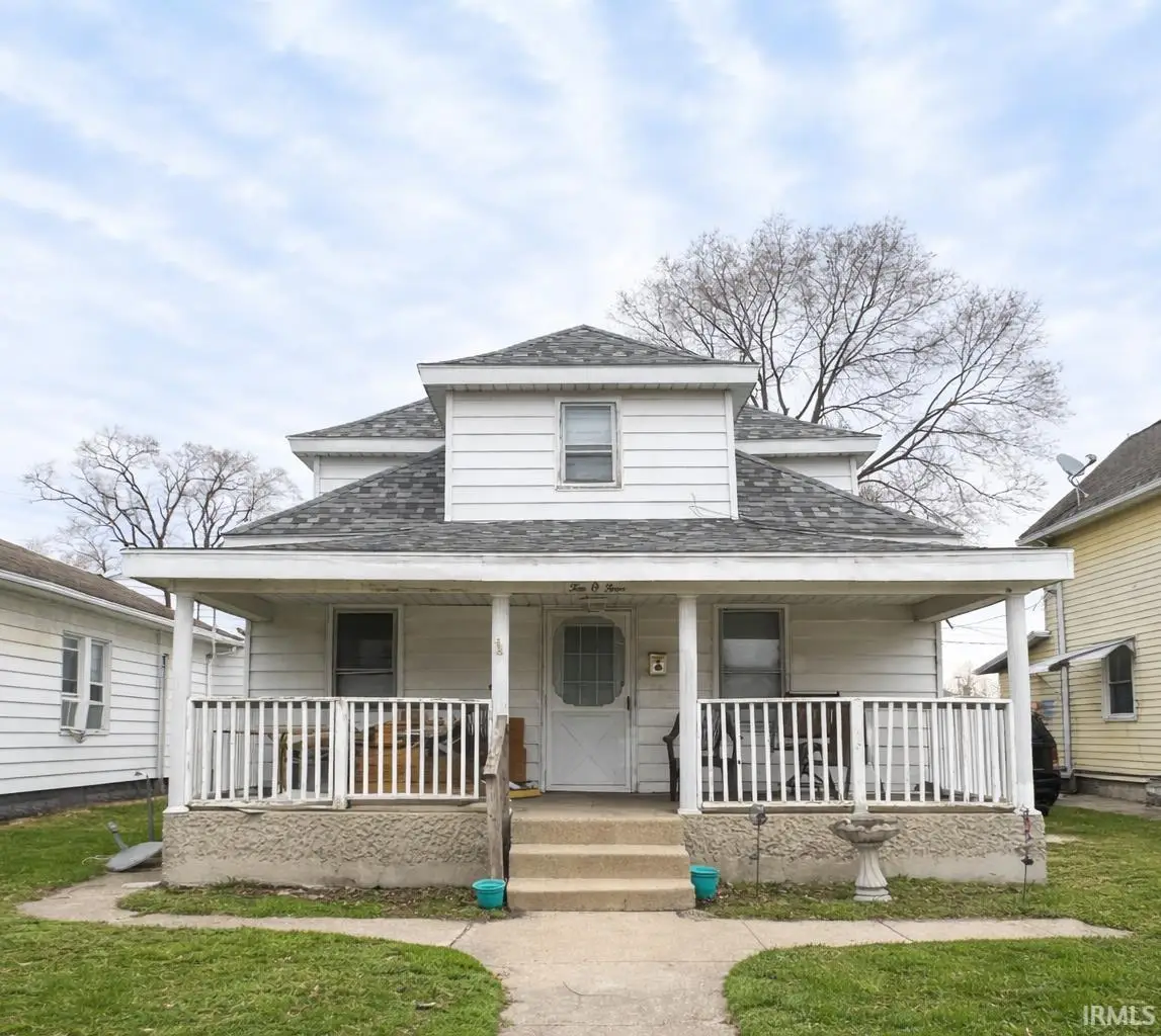 1004 W 6th Street, Mishawaka, IN 46544 - #1