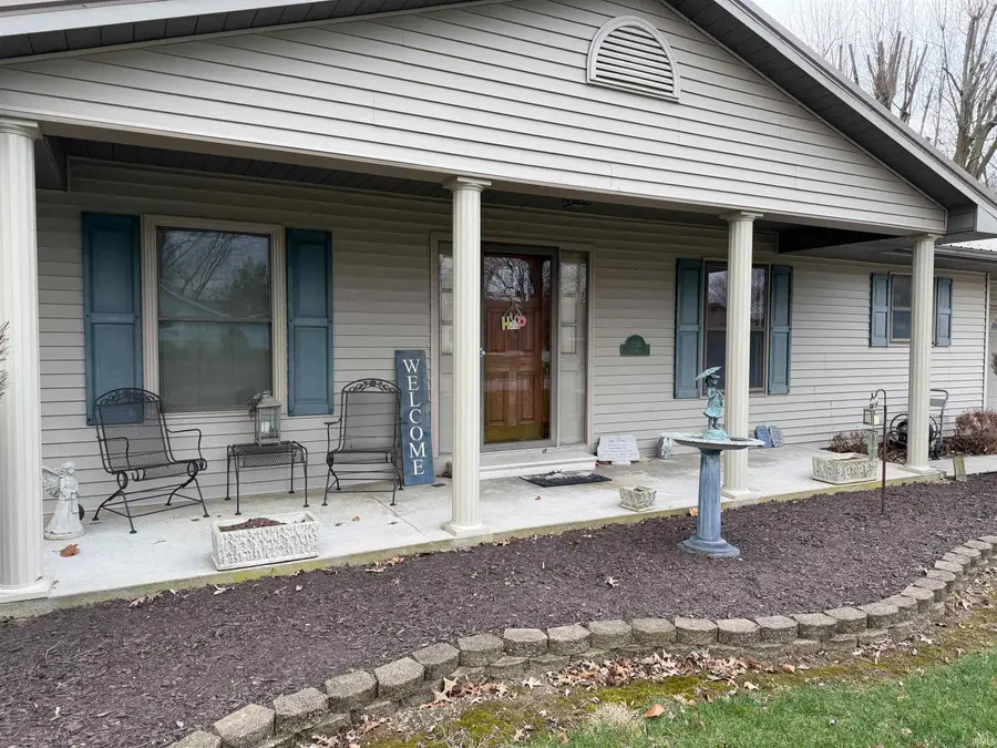 1118 W Water Street, Berne, IN 46711 - #3