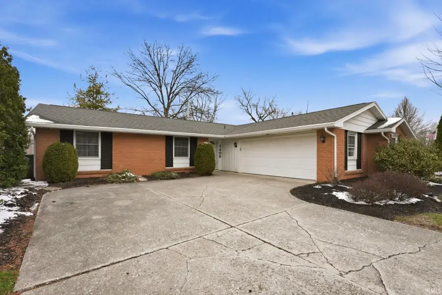 1409 Lake Forest Drive, Fort Wayne, IN 46815 - #2