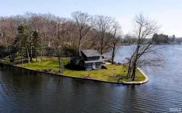 420 Ems W17 Lane, North Webster, IN 46555