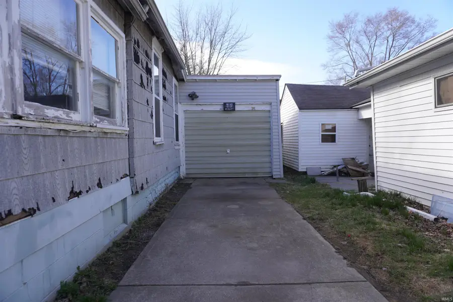 453 W Boone Street, Frankfort, IN 46041 - #3