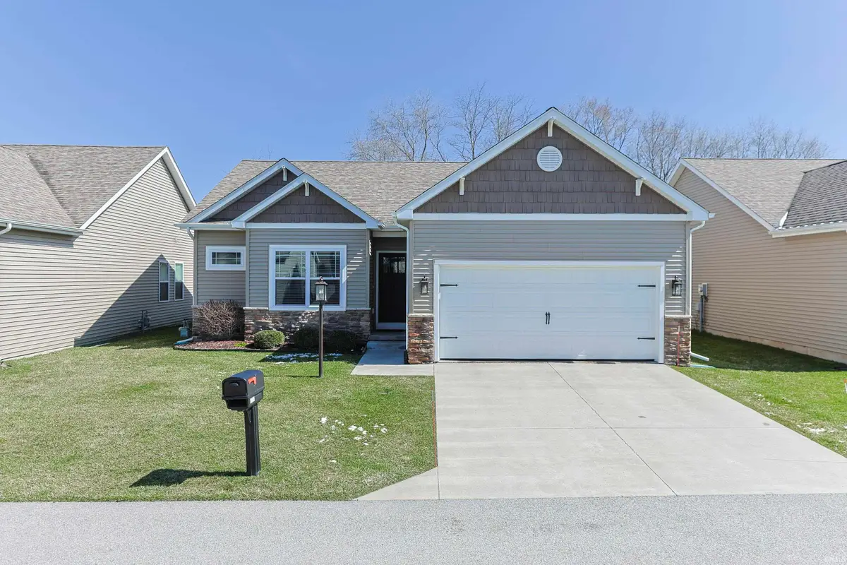 1124 Wellsley Court, Mishawaka, IN 46544 - #1