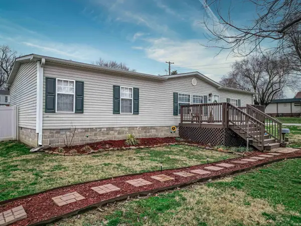 410 E Cedar Street, Petersburg, IN 47567