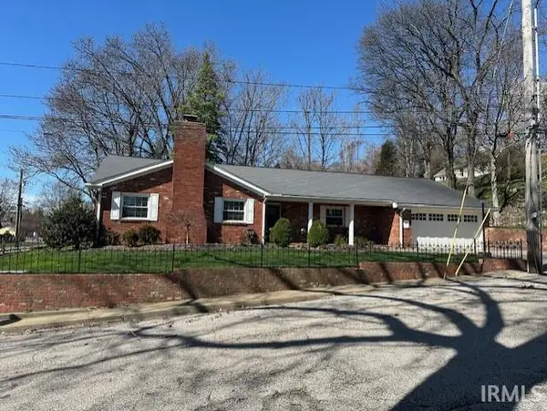 100 Monroe Street, Newburgh, IN 47630