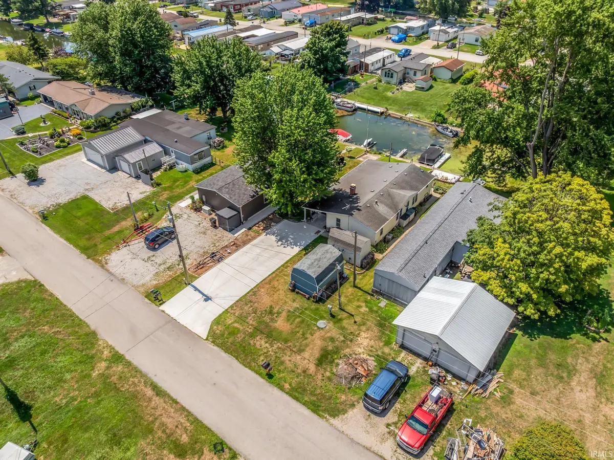 11 Ems B6a Lane, Leesburg, IN 46538 - #1