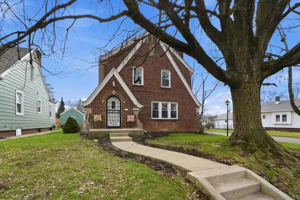 4233 Arlington Avenue, Fort Wayne, IN 46807