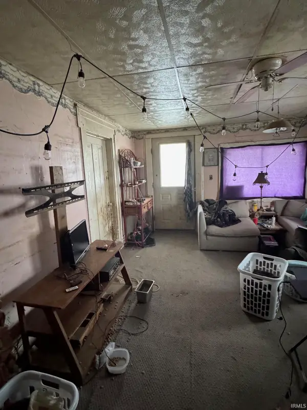 806 E Summit Street, Attica, IN 47918