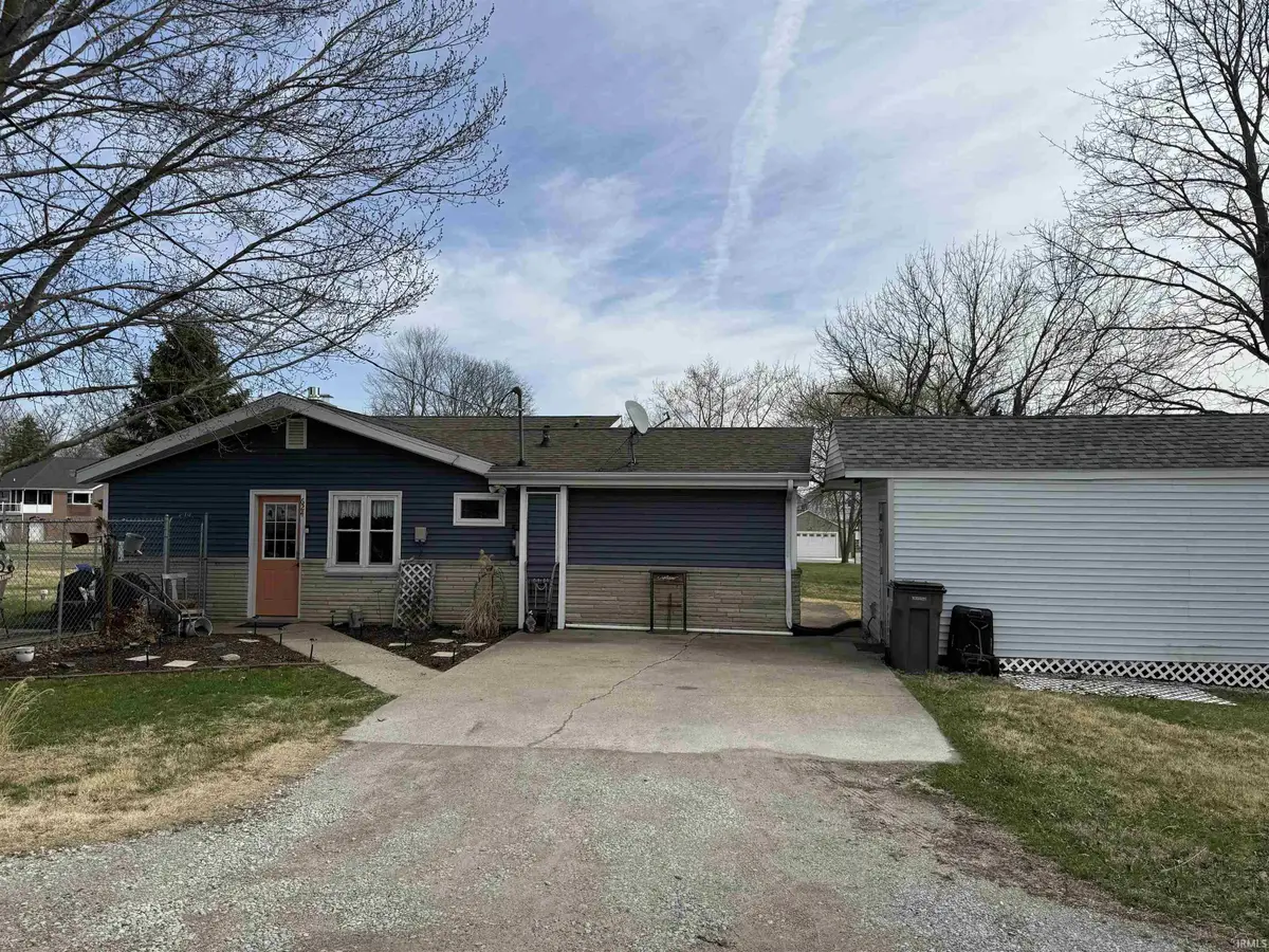 624 N Fifth Street, North Webster, IN 46555 - #1