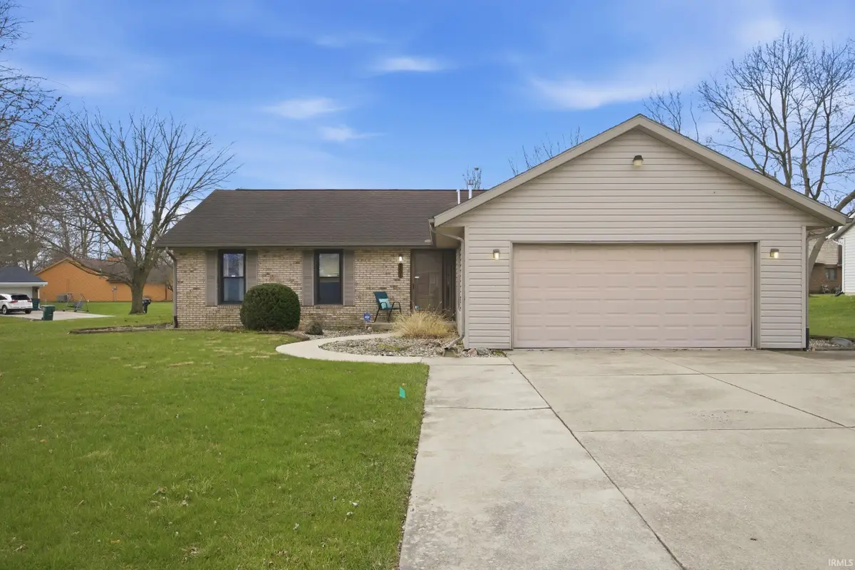 4201 W Robinwood Drive, Muncie, IN 47304 - #1