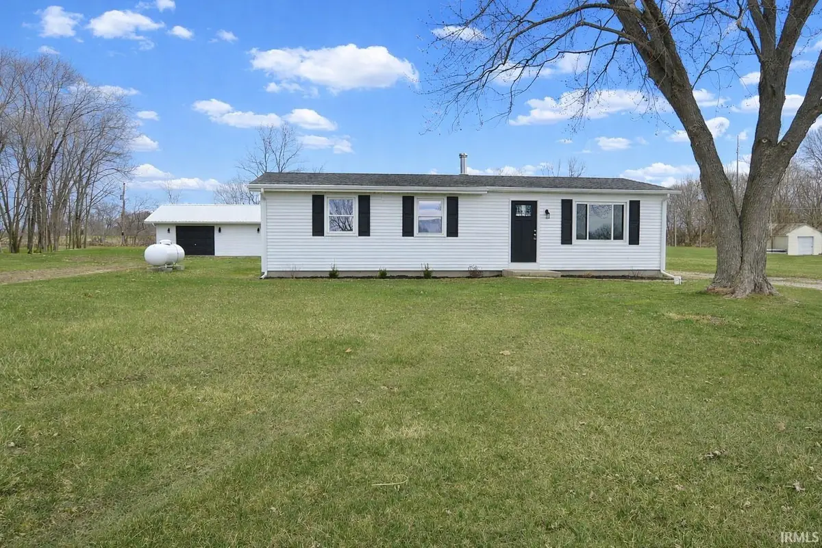 360 N Indian Hills Drive, Columbia City, IN 46725 - #1