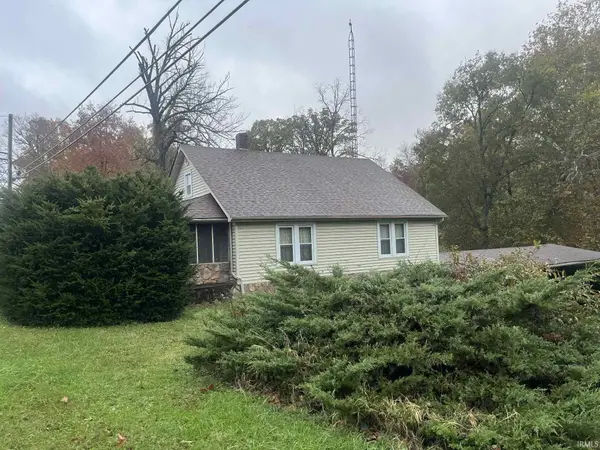 2462 Dixie Highway, Bedford, IN 47421