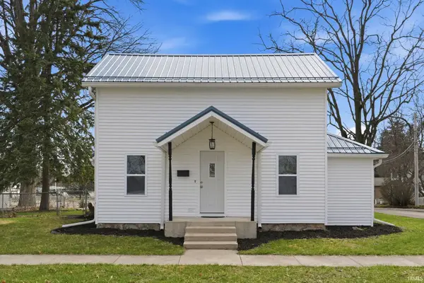 906 S Cedar Street, Auburn, IN 46706