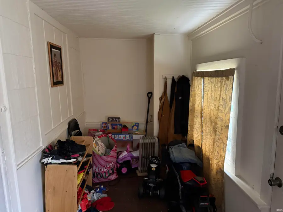 1158 E Indiana Avenue, South Bend, IN 46613 - #3