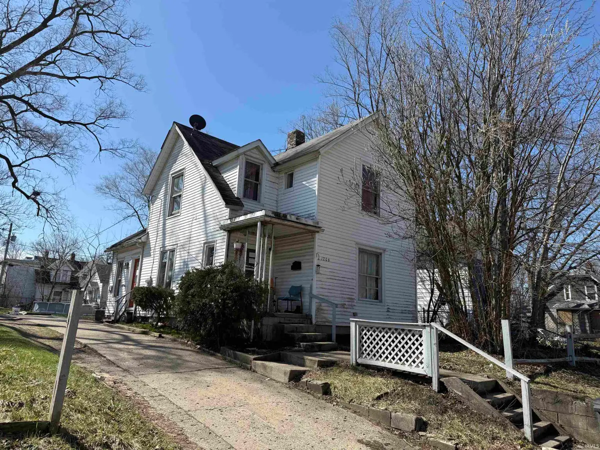 1206 E Indiana Avenue, South Bend, IN 46613 - #1