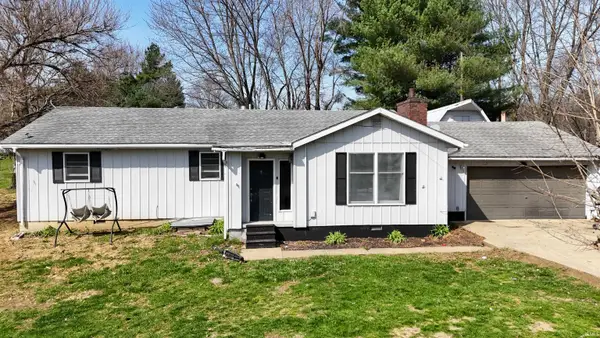 10 Walnut Street, Birdseye, IN 47513