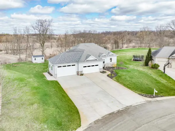 1880 E Ridge Valley Drive, Warsaw, IN 46582