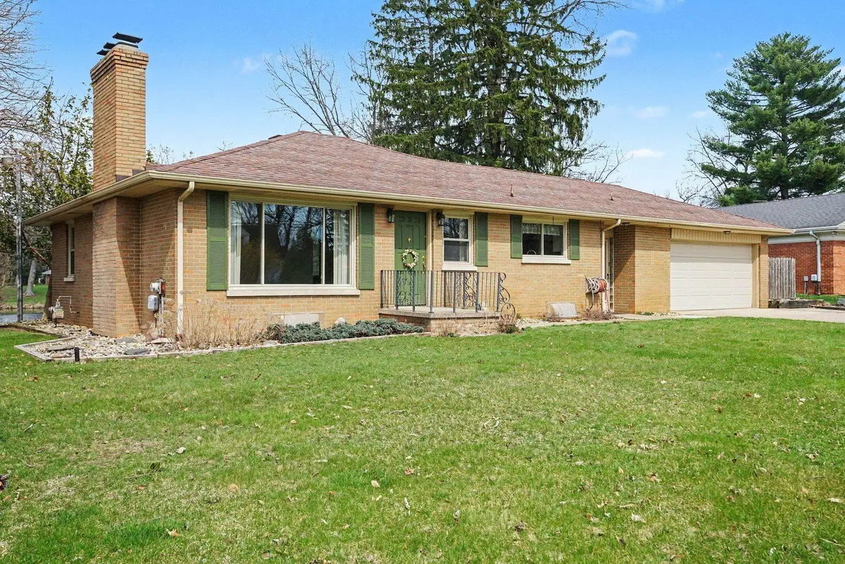 2000 Greenleaf Boulevard, Elkhart, IN 46514 - #1