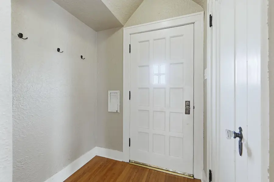 1908 Kenwood Avenue, Fort Wayne, IN 46805 - #2