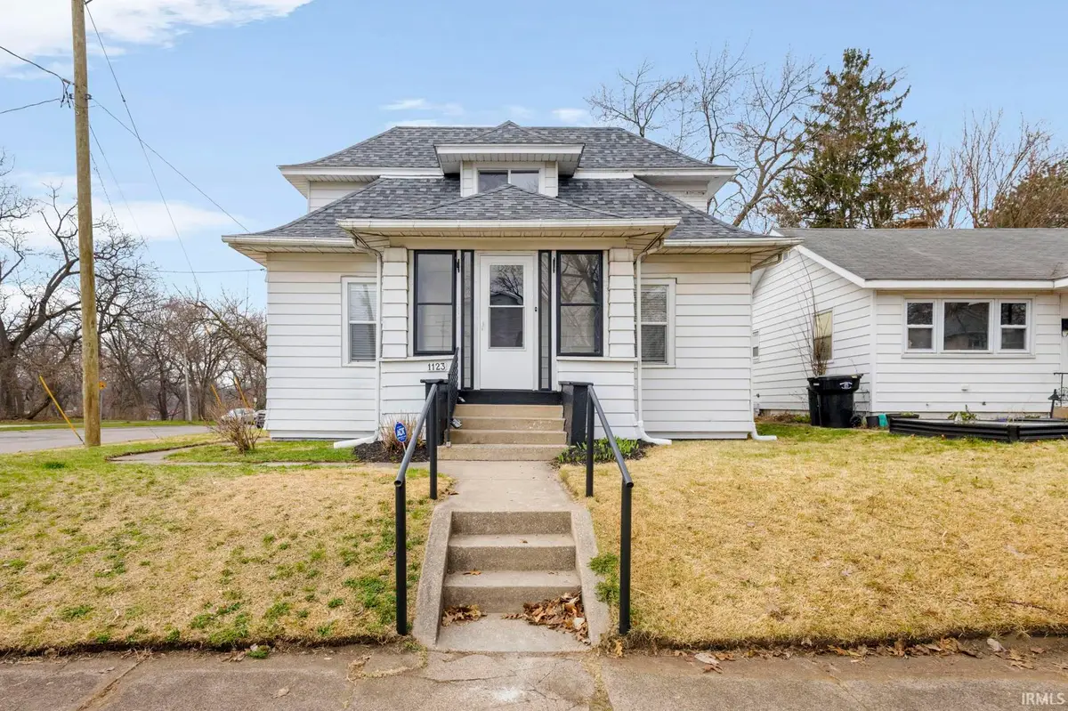 1123 S 21st Street, South Bend, IN 46615 - #1
