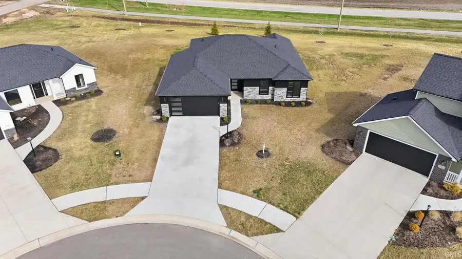 1572 Lagonda Trail, Fort Wayne, IN 46818 - #2