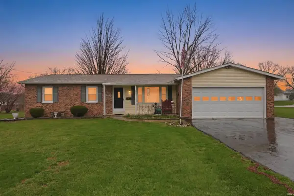 307 E Sunset Drive, South Whitley, IN 46787