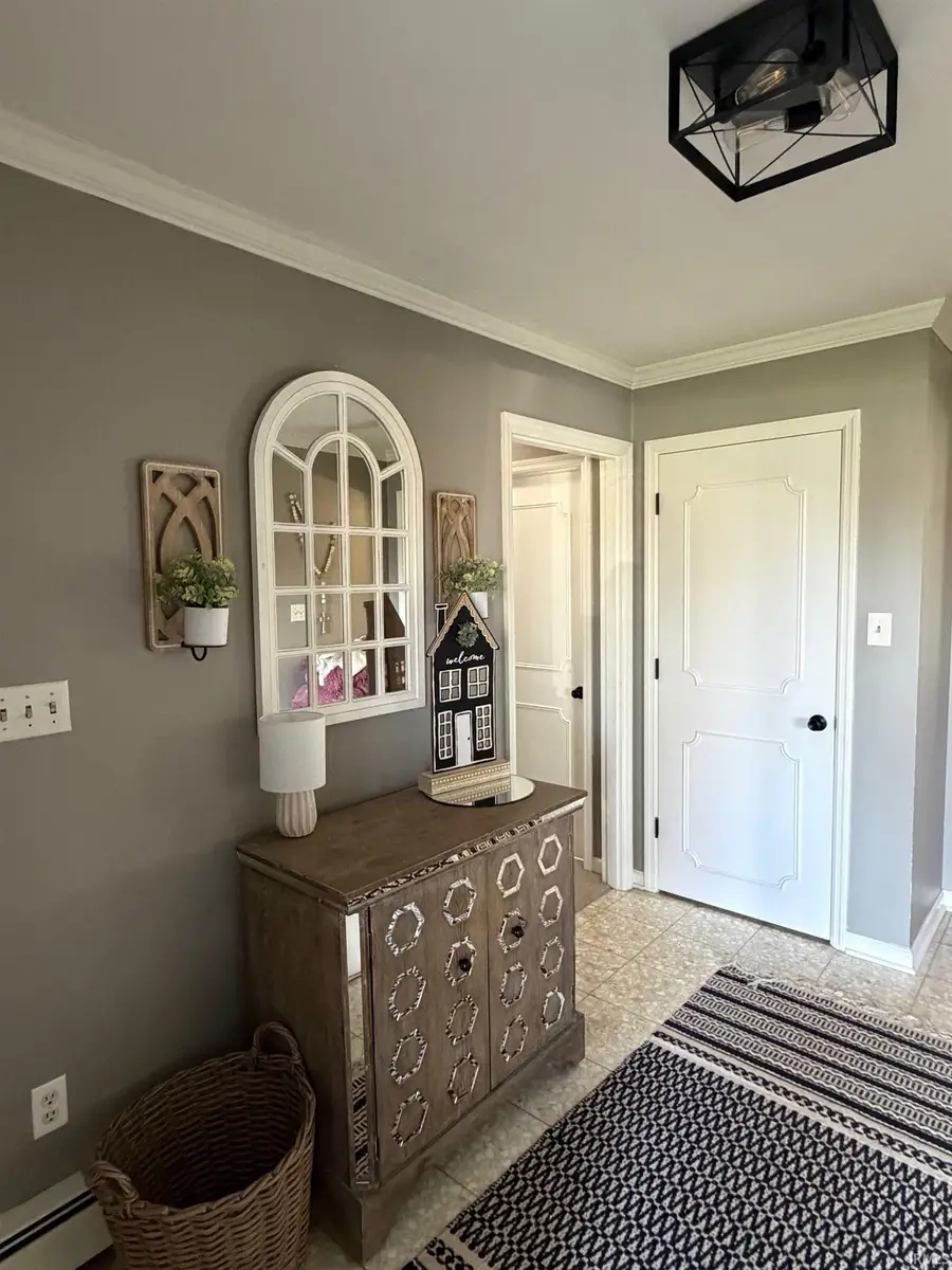 3901 Spanish Trail, Fort Wayne, IN 46815 - #2