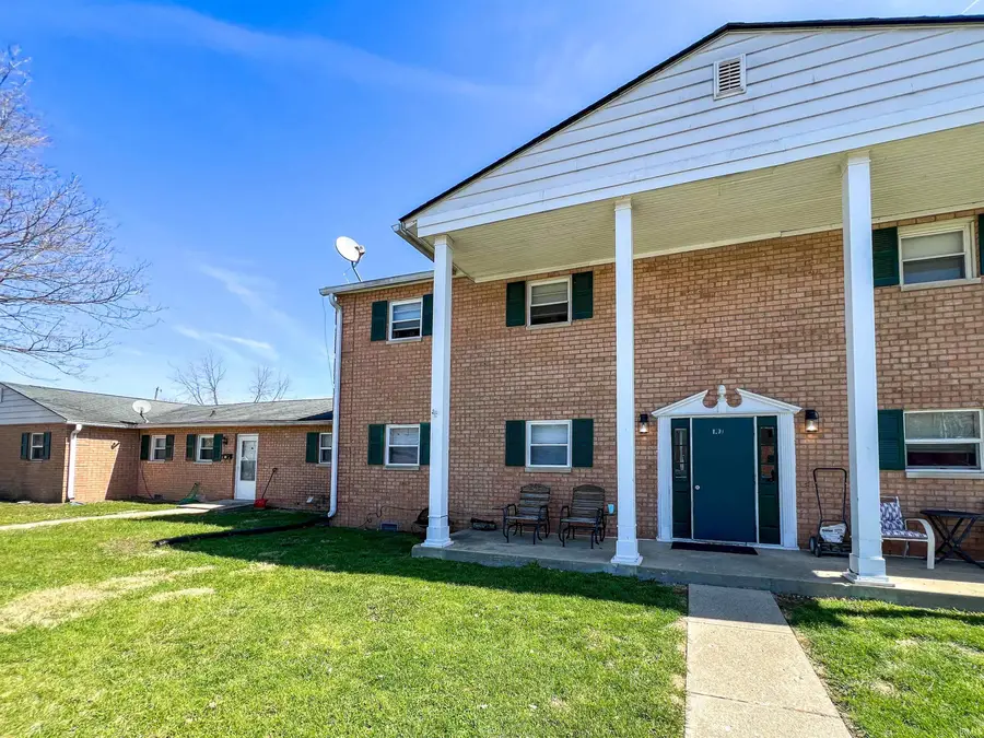 1410 E Jefferson Street, Franklin, IN 46131 - #2