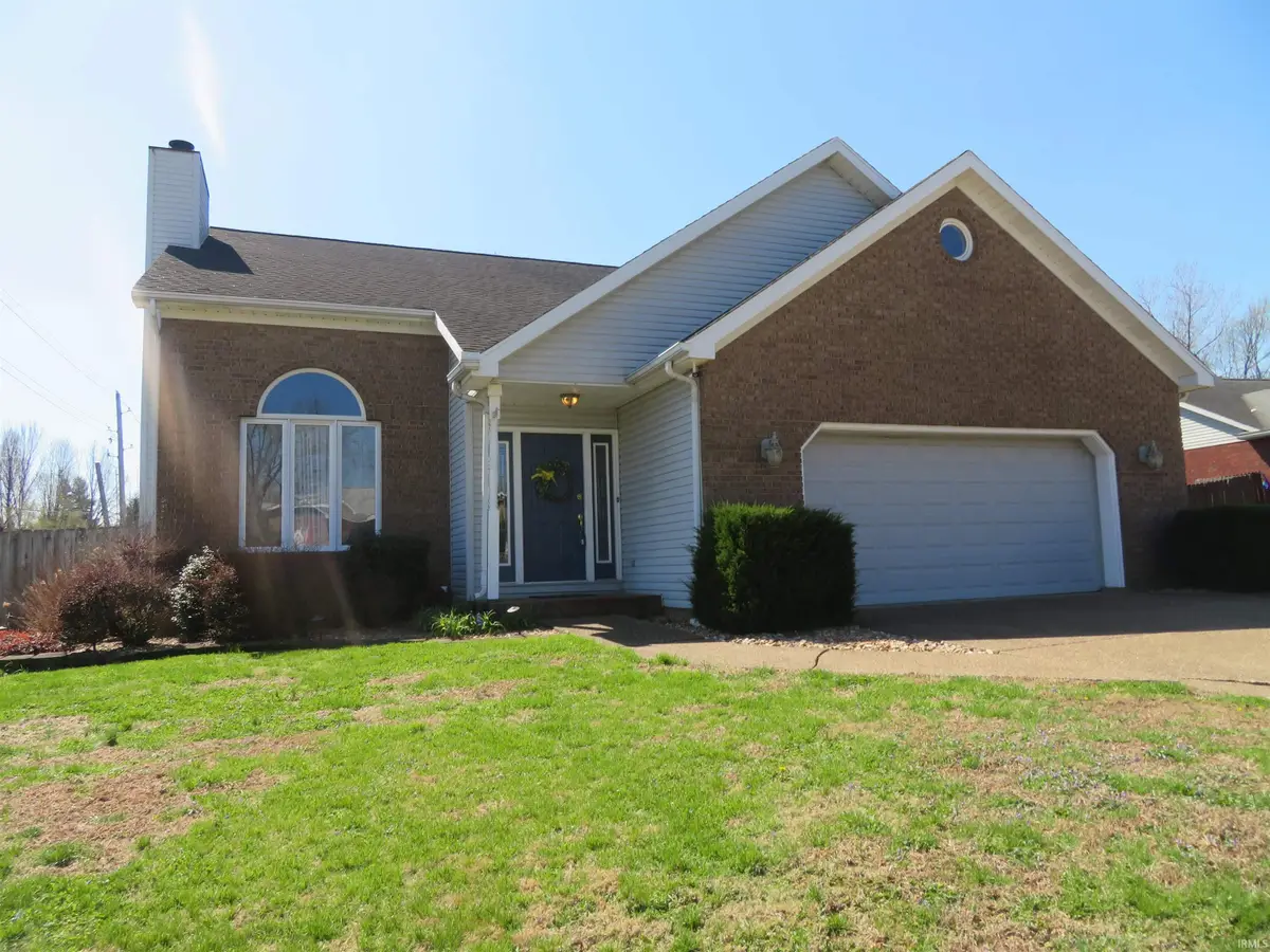 7511 Middlefleid Road, Newburgh, IN 47630 - #1