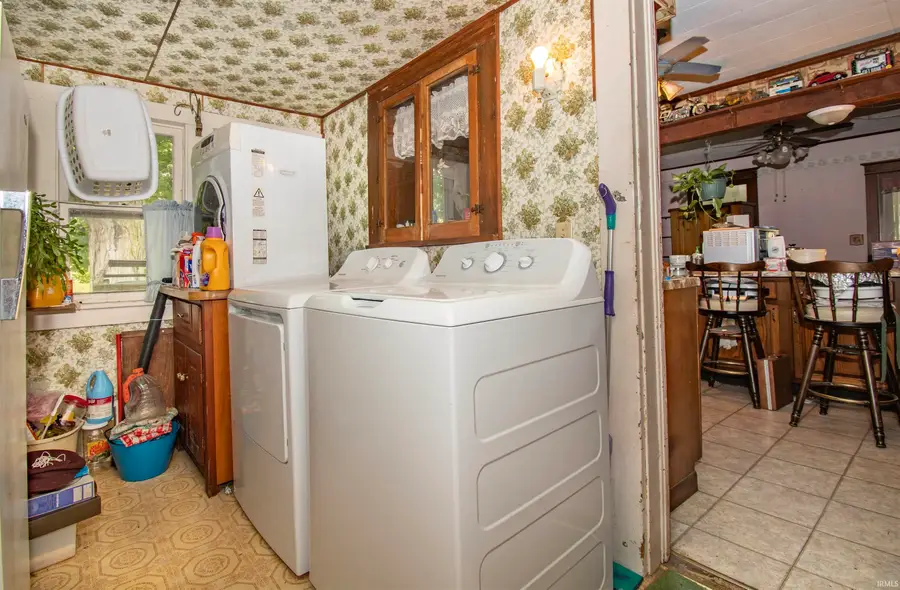 1604 Dowling Street, Kendallville, IN 46755 - #2