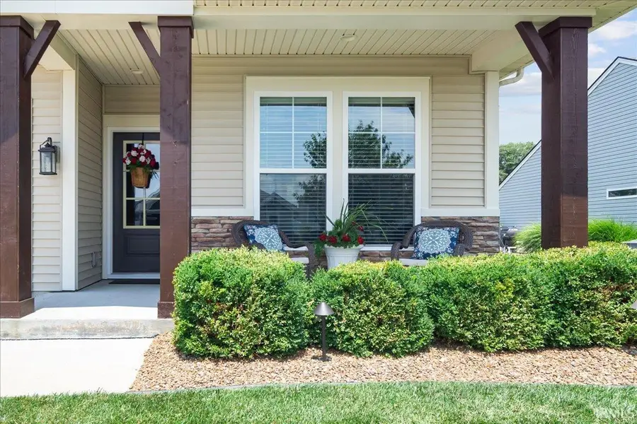 212 W Stellar Way, Huntingburg, IN 47542 - #2