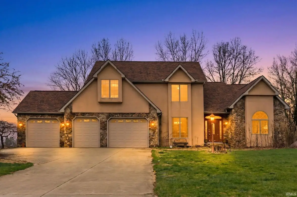 12385 N Camelot Trail, Milford, IN 46542 - #1