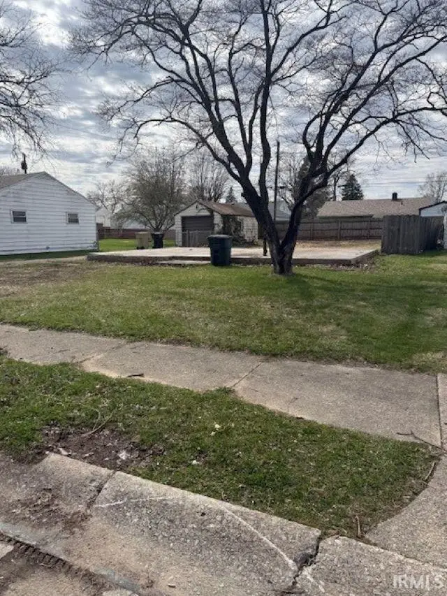 3621 Whitcomb Avenue, South Bend, IN 46614 - #2