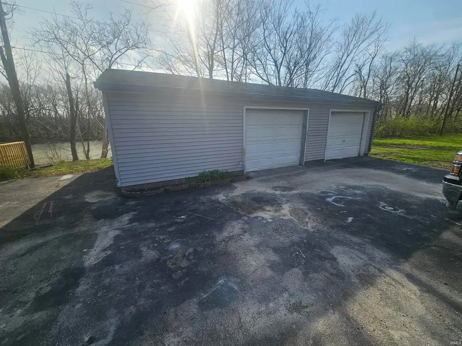 1121 N State Road 67 Highway, Martinsville, IN 46151 - #2