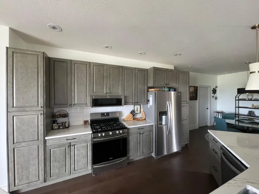 810 Spyglass Drive, Bedford, IN 47421 - #3