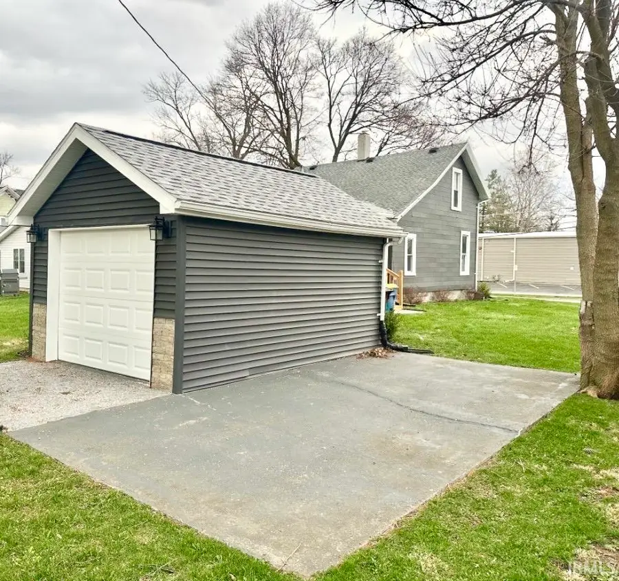 1411 S Vanburen Street, Auburn, IN 46706 - #3