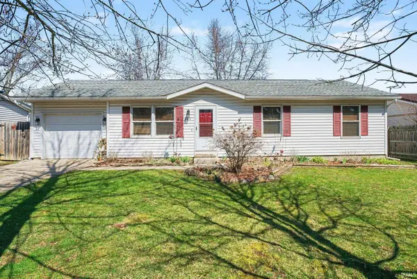 306 W Hillside Drive, Syracuse, IN 46567