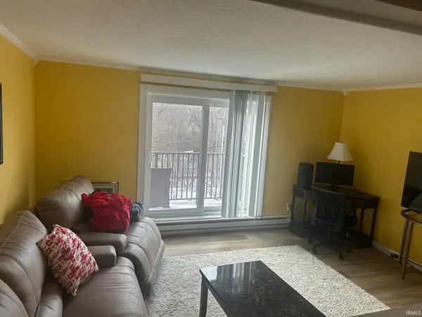 2937 Westbrook Drive #A-412, Fort Wayne, IN 46805