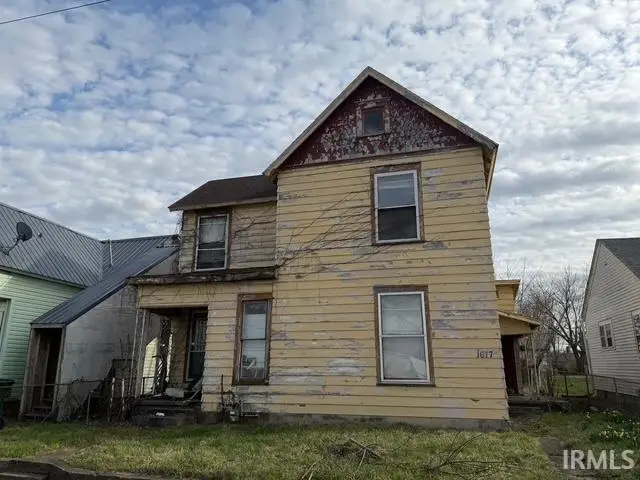 1617 E Jackson Street, Muncie, IN 47305 - #1