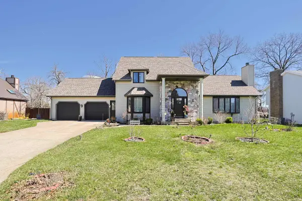 52854 Farmingdale Drive, Granger, IN 46530