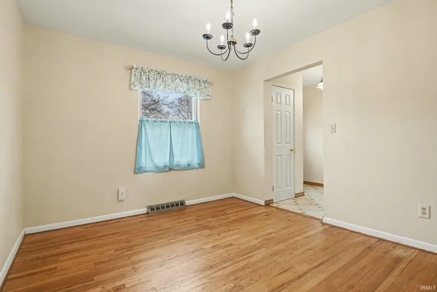 40 Greenway Drive, Goshen, IN 46526 - #3