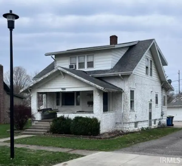 215 S Division Street, Auburn, IN 46706