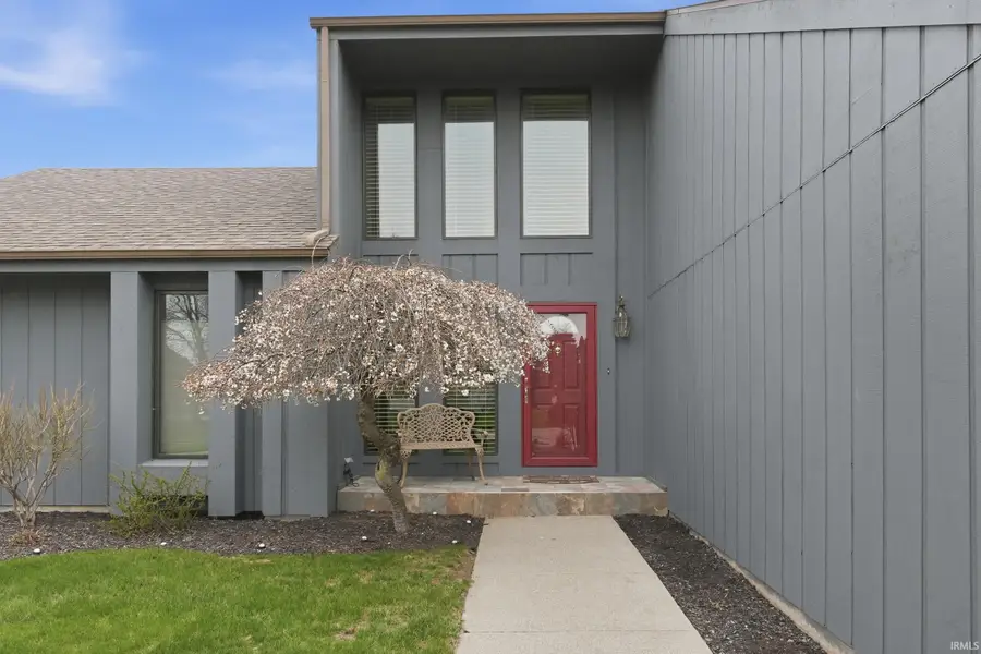 818 Columbine Circle, Auburn, IN 46706 - #2