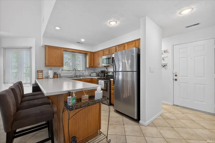 9708 S Harbour Pointe Drive, Bloomington, IN 47401 - #3